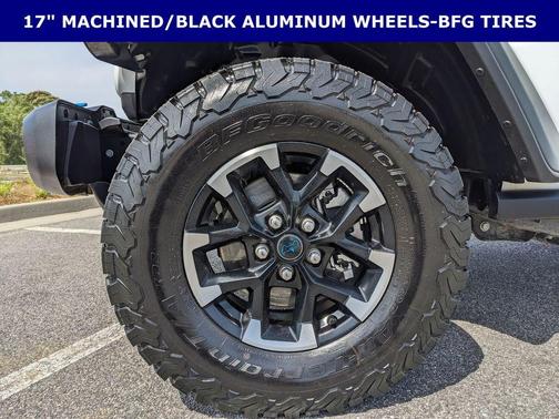 Bright White Clearcoat 2025 Jeep Wrangler 4xe Rubicon