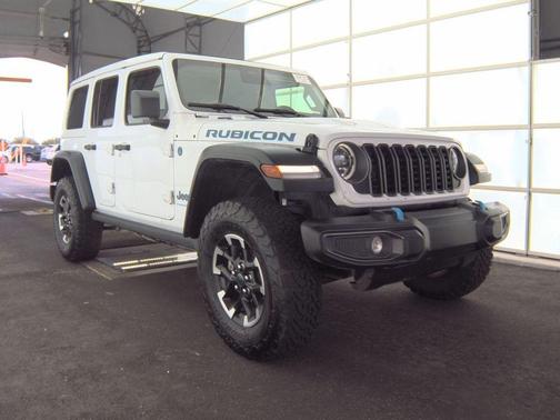 Bright White Clearcoat 2025 Jeep Wrangler 4xe Rubicon