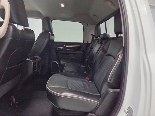 Bright White Clearcoat 2023 RAM 2500 Laramie