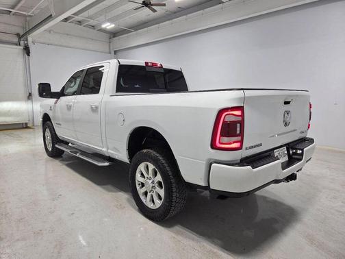 Bright White Clearcoat 2023 RAM 2500 Laramie