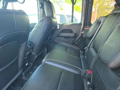 Granite Crystal Clearcoat Metallic 2023 Jeep Wrangler 4xe Sahara