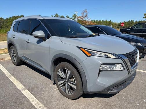 2022 Nissan Rogue SL