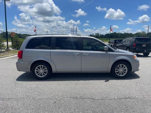 2020 Dodge Grand Caravan SXT