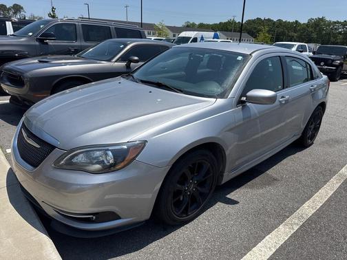 2014 Chrysler 200 Limited
