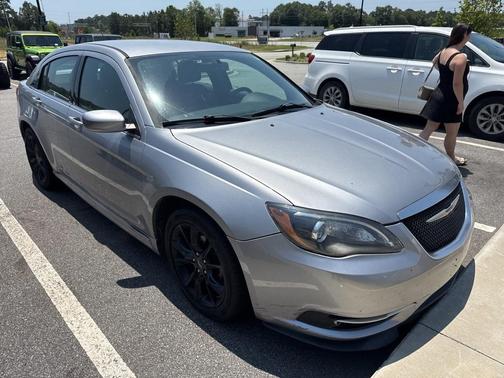 2014 Chrysler 200 Limited