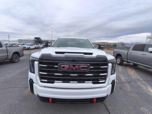 2025 GMC Sierra 2500 AT4