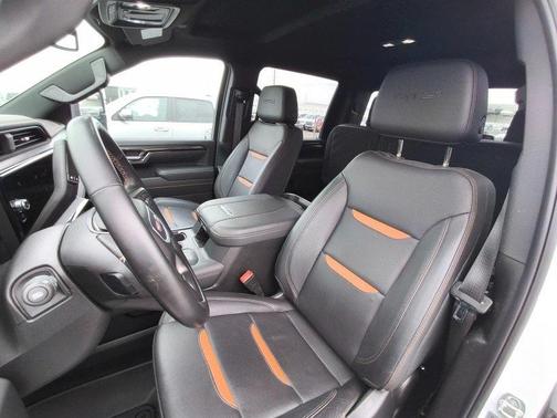 2025 GMC Sierra 2500 AT4