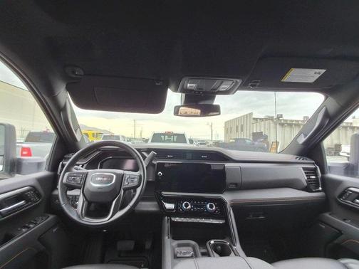 2025 GMC Sierra 2500 AT4