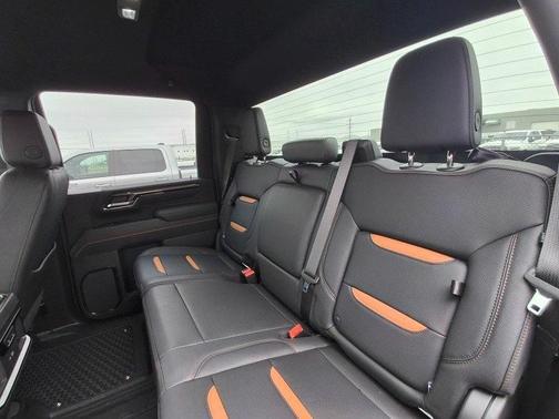 2025 GMC Sierra 2500 AT4