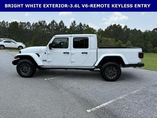 2025 Jeep Gladiator Sport