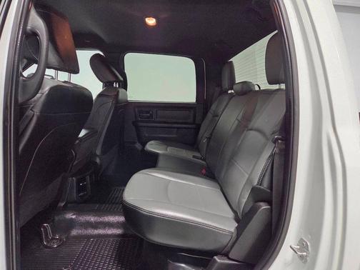 Bright White Clearcoat 2023 RAM 2500 Tradesman