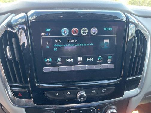 Cajun Red Tintcoat 2019 Chevrolet Traverse LT Cloth