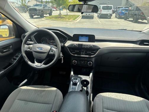 Silver Metallic 2022 Ford Escape S