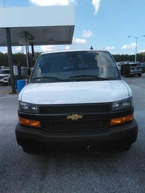 2024 Chevrolet Express 3500 LS