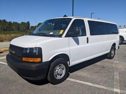 2024 Chevrolet Express 3500 LS