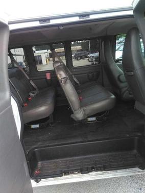 2024 Chevrolet Express 3500 LS