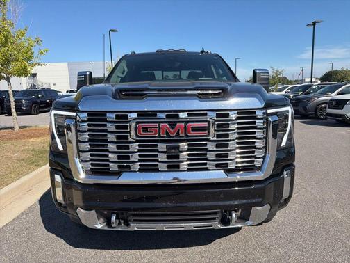 Onyx Black 2025 GMC Sierra 2500 Denali