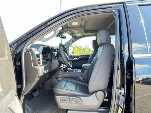 Onyx Black 2025 GMC Sierra 2500 Denali