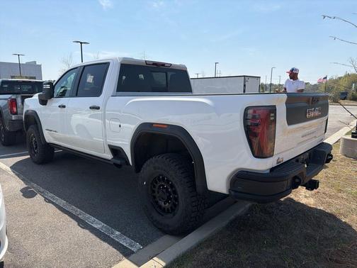 2024 GMC Sierra 2500 AT4X