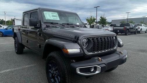 Granite Crystal Clearcoat Metallic 2026 Jeep Gladiator 85th Anniversary Edition
