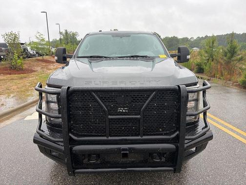 Magnetic Metallic 2017 Ford F-250 XLT