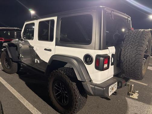 2024 Jeep Wrangler Sport