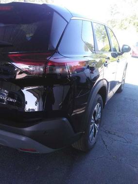 Super Black 2023 Nissan Rogue SV