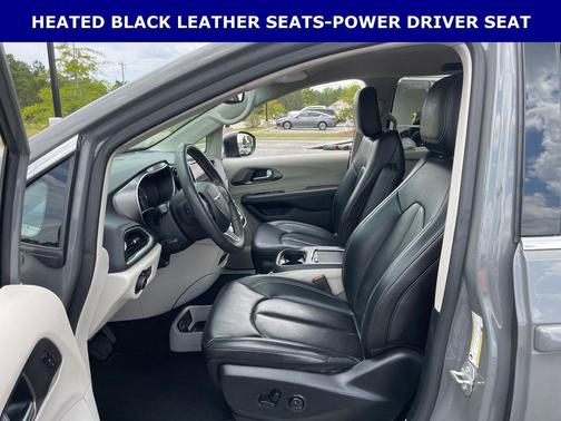Ceramic Gray Clearcoat 2023 Chrysler Pacifica Touring-L