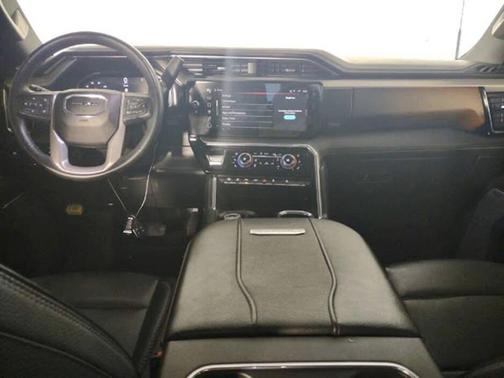 2024 GMC Sierra 2500 Denali