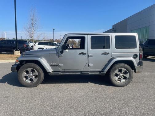 2017 Jeep Wrangler Unlimited Sahara