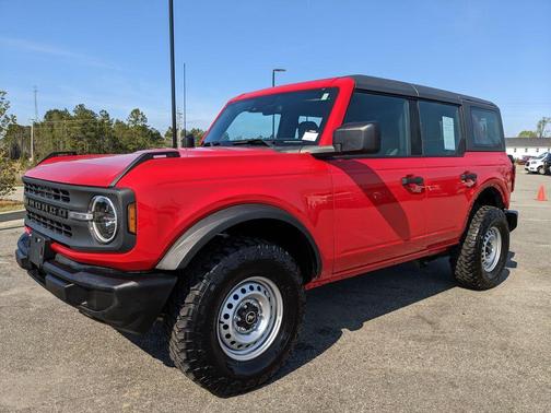 2022 Ford Bronco Base