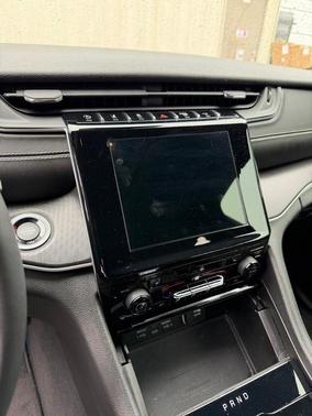 Bright White Clearcoat 2023 Jeep Grand Cherokee L Laredo