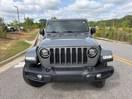 Sting Gray Clearcoat 2022 Jeep Wrangler Unlimited Sahara Altitude