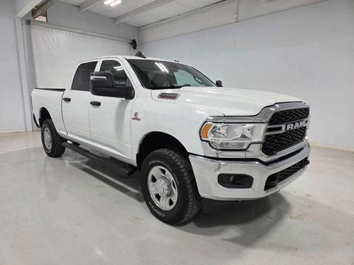 Bright White Clearcoat 2024 RAM 2500 Tradesman