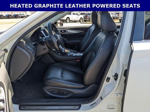 2022 INFINITI Q50 LUXE