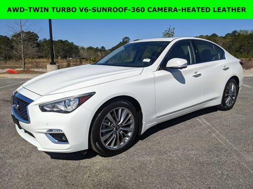 2022 INFINITI Q50 LUXE