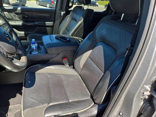 Billet Silver Metallic Clearcoat 2025 RAM 1500 Limited