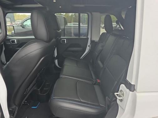 Bright White Clearcoat 2024 Jeep Wrangler 4xe High Altitude
