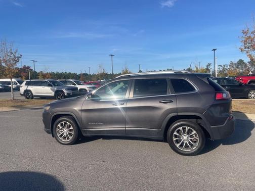 2021 Jeep Cherokee Latitude Lux
