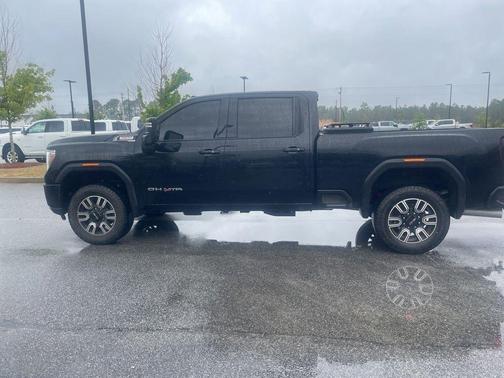 Onyx Black 2023 GMC Sierra 2500 AT4