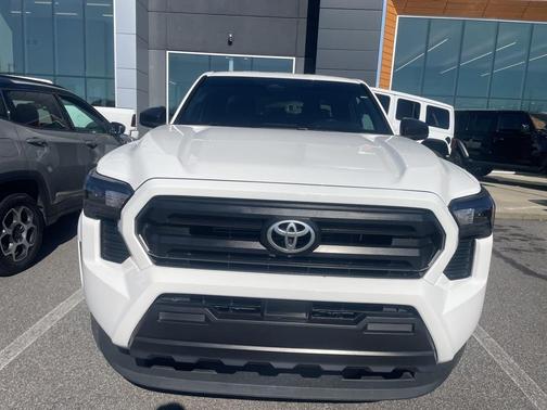 2024 Toyota Tacoma SR