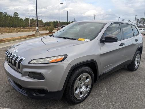 2016 Jeep Cherokee Sport