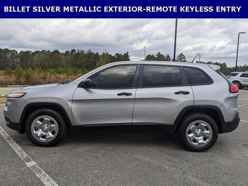 2016 Jeep Cherokee Sport