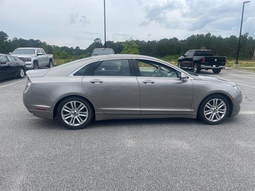2016 Lincoln MKZ Base