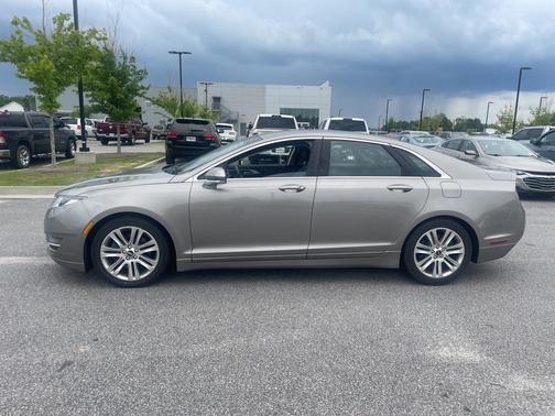 2016 Lincoln MKZ Base