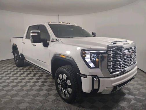 White Frost Tri-Coat 2024 GMC Sierra 2500 Denali