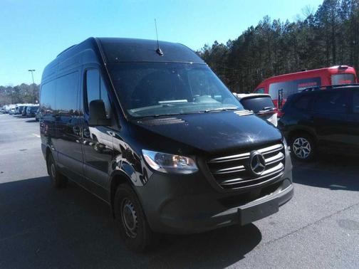2024 Mercedes-Benz Sprinter 2500 144 WB Standard Roof Passenger