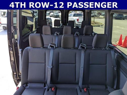 2024 Mercedes-Benz Sprinter 2500 144 WB Standard Roof Passenger