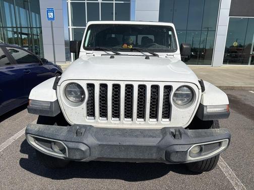 2022 Jeep Gladiator Overland