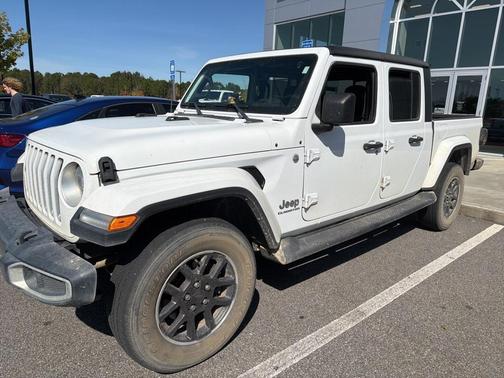 2022 Jeep Gladiator Overland